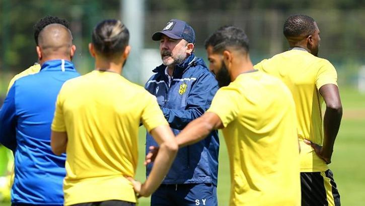 Yeni Malatyaspor'un UEFA Avrupa Ligi kadrosu açıklandı