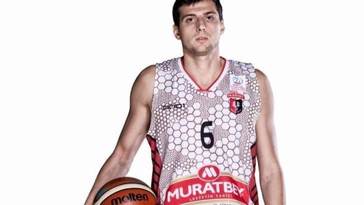 Fenerbahçe Beko berkay Candan'ı transfer etti