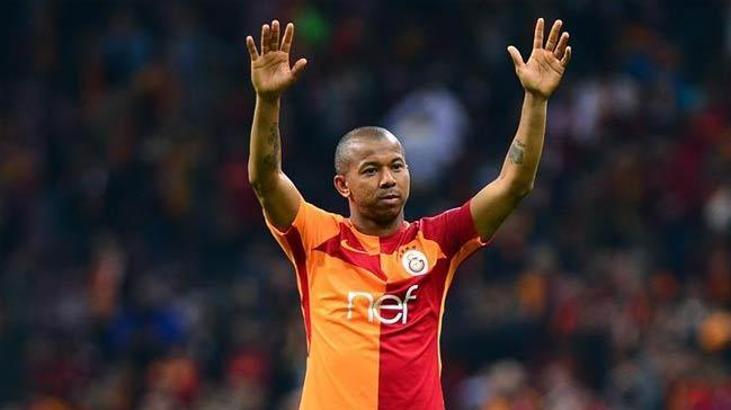 Sevilla-İstanbul hattında 3 transfer