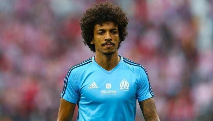 Luiz Gustavo ayrılık talebini iletti