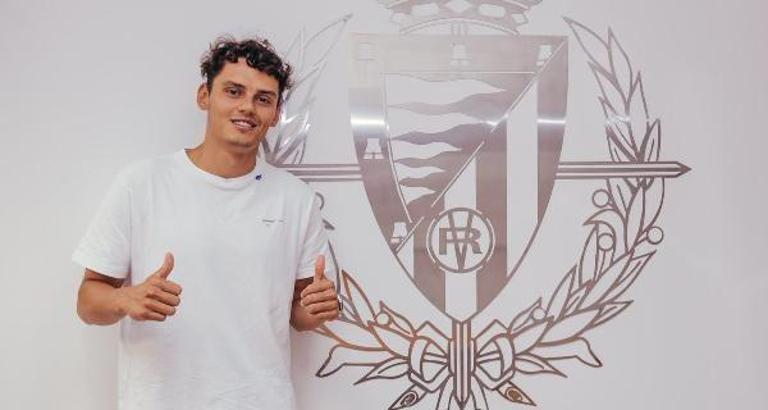Enes Ünal'ın salı günü Real Valladolid'in kampına katılması bekleniyor