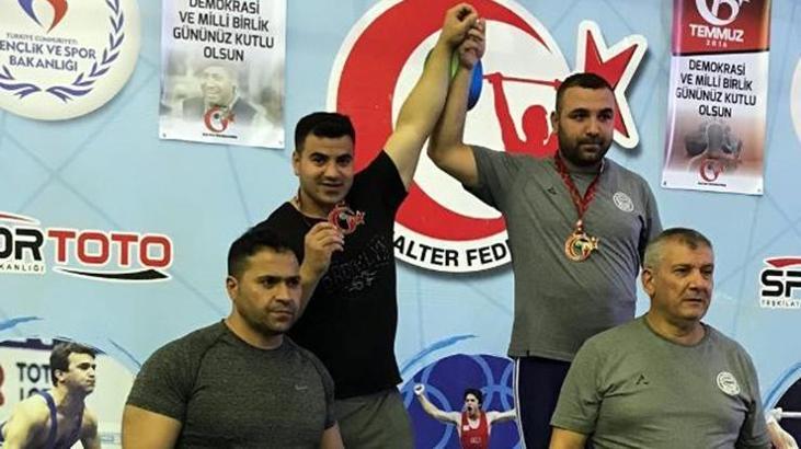 Ağrı'lı haltercilerden 3 madalya
