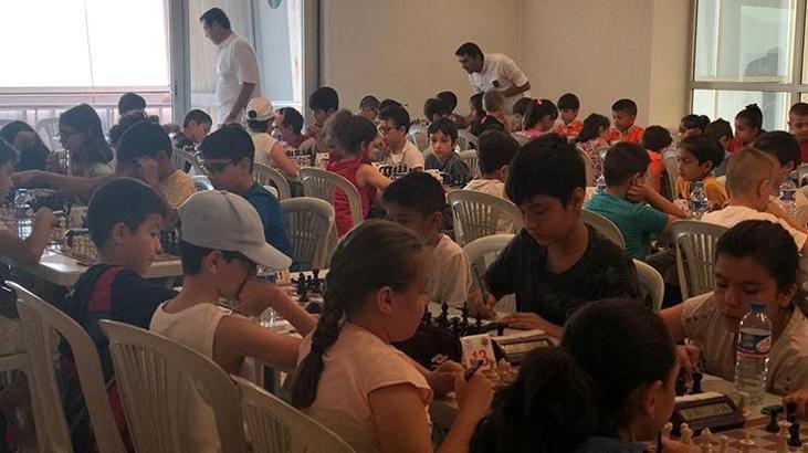 15 Temmuz Demokrasi Günü Satranç Turnuvası Başladı