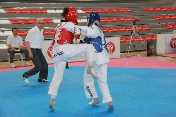 Türkiye Tekvando Şampiyonası Sivas'ta başladı