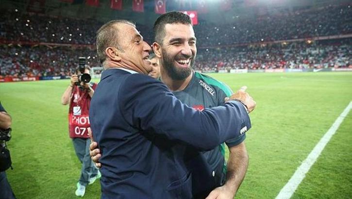 Arda Turan'la Fatih Terim arasındaki buzlar eridi! Galatasaray'a dönmesi an meselesi!