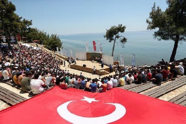Bakan Kasapoğlu, doğa kampında