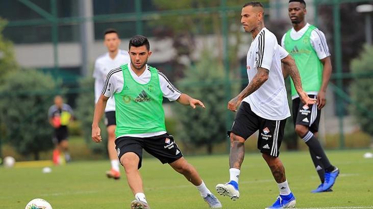 Wolverhampton istedi, Quaresma reddetti
