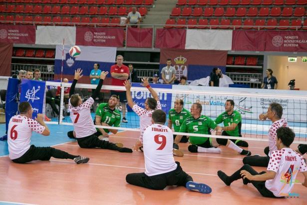 Milliler, Macaristan'ı 3-2'lik skorla geçti