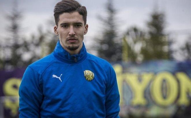 Altay Bayındır bugün kampta