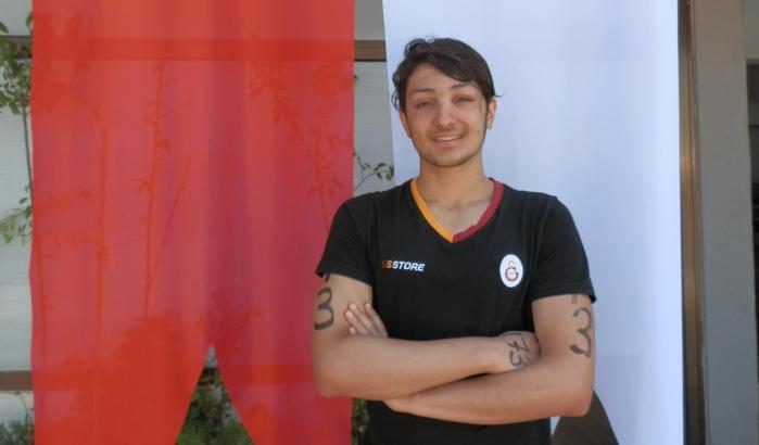 Metehan Altuntop, su korkusunu yenip milli yüzücü oldu