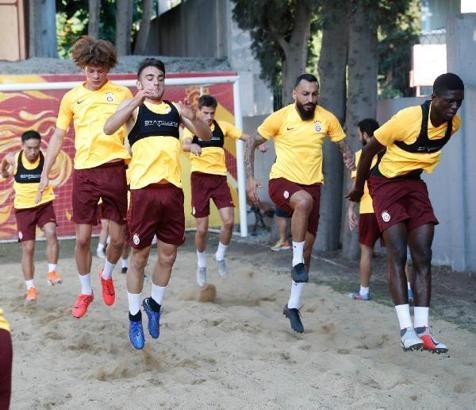 Galatasaray hazırlıklarını sürdürdü