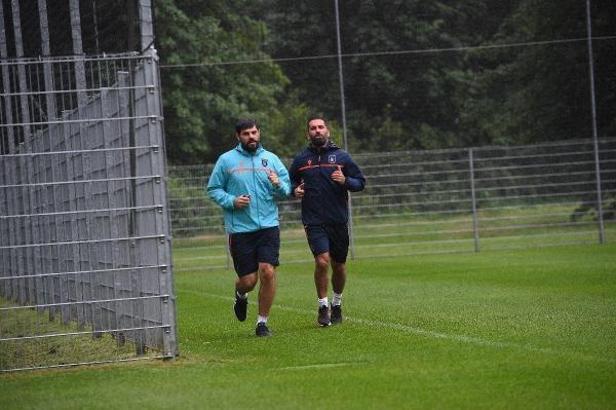 Başakşehir, Avusturya'da ilk antrenmanına çıktı