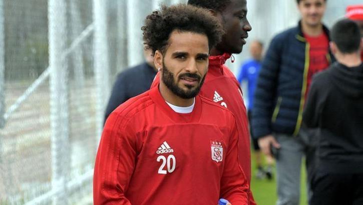 Beşiktaş Douglas'tan vazgeçti