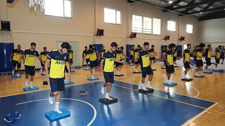 Fenerbahçe salonda çalıştı