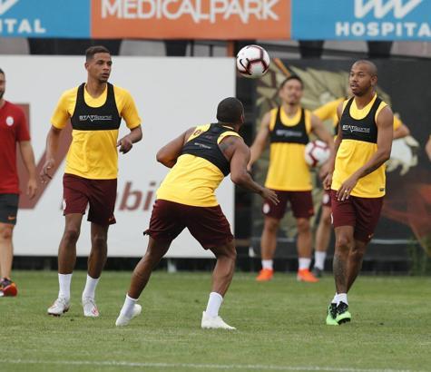 Galatasaray'da yeni sezon hazırlıkları sürüyor
