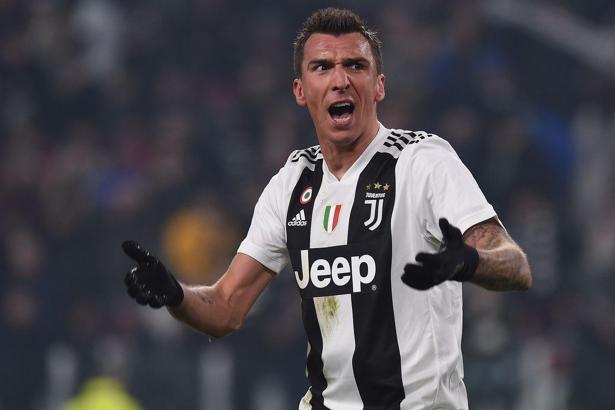 Mandzukic için devler sırada