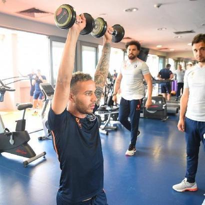Başakşehir hazırlıklarını sürdürüyor