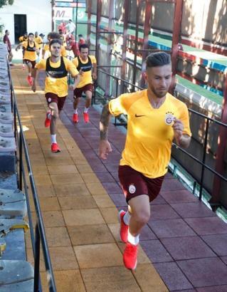 Galatasaray hazırlıklarını sürdürdü