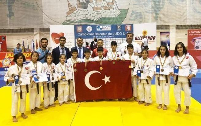 Minik judocular, Balkan Şampiyonası'nın ilk gününde zirvede
