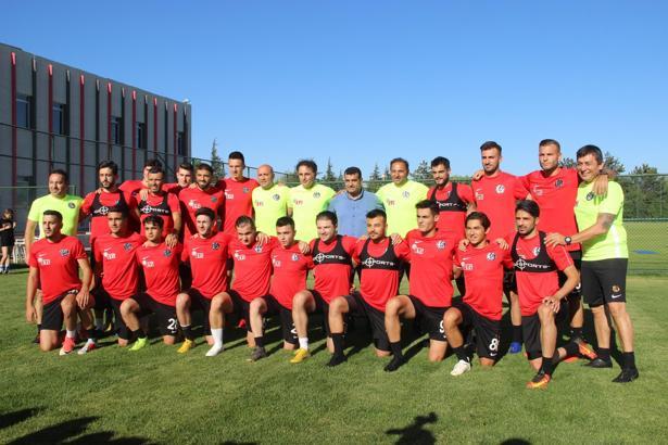 Eskişehirspor'da yeni sezon hazırlıkları başladı