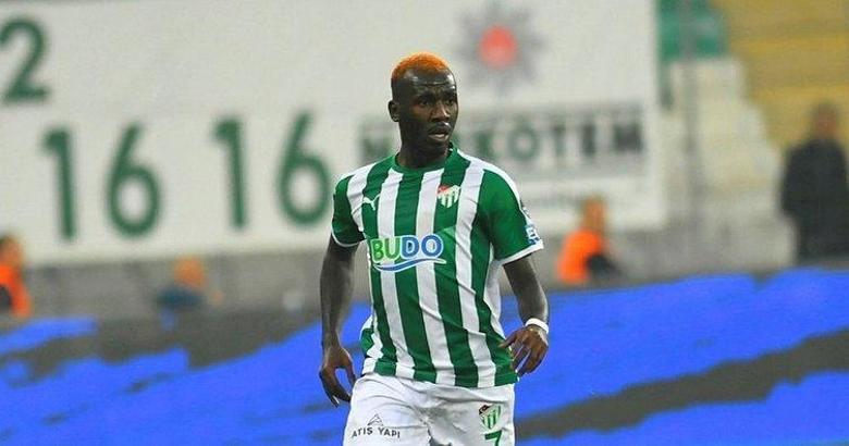 Bursaspor'da oyuncular birer birer ayrıldı