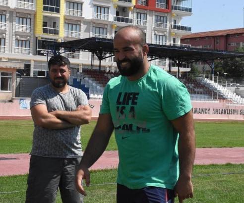 Başpehlivan Okulu: Hedefim altın kemerin ebedi sahibi olmak