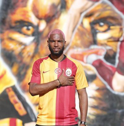 Ryan Babel'e ‘80' baskısı!