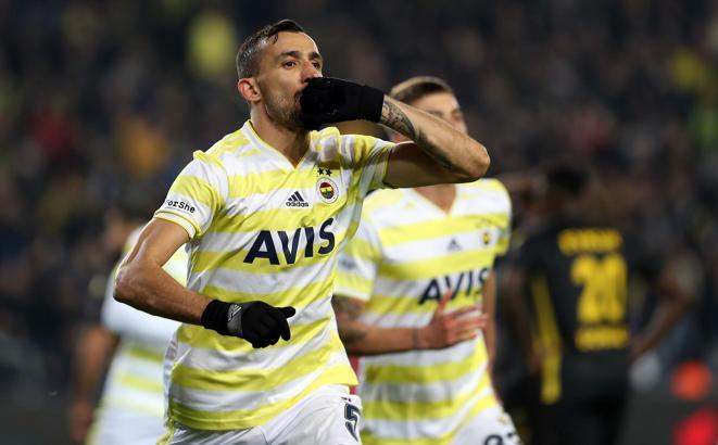 Galatasaray'da gündem Mehmet Topal! 1+1 yıllık kontrat...