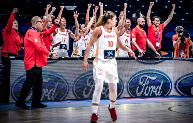 Kadınlar Avrupa Şampiyonası'nda yarı finalistler belli oldu