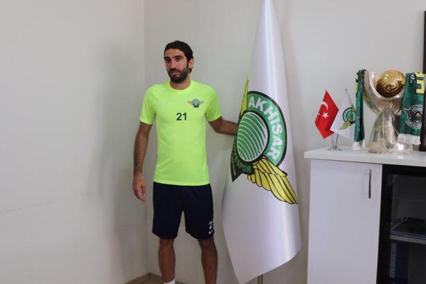 Burhan Eşer'den Akhisarspor'a 2 yıllık imza