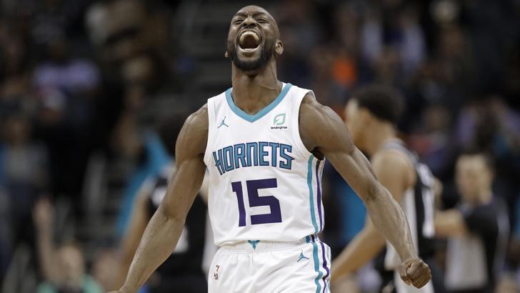 Kemba Walker, Celtics'e transferini doğruladı