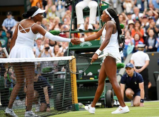 Wimbledon'da tarihi gün! 15 yaşındaki Gauff, Venus Williams'ı eledi