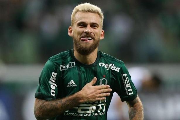 Fenerbahçe'den Lucas Lima hamlesi