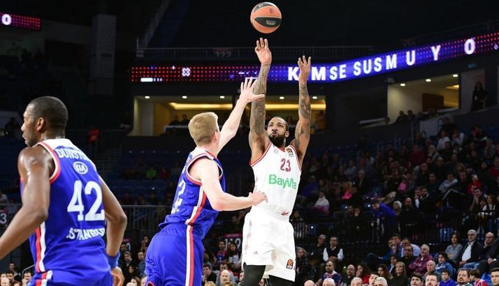 Ergin Ataman: Derrick Williams ile ilgileniyoruz