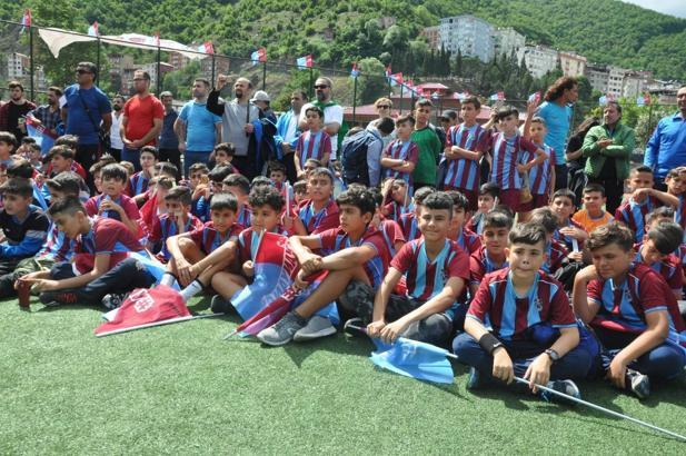Trabzonspor Futbol Okulları Turnuvası başladı