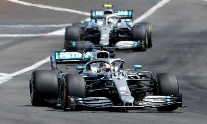 Fransa'da zafer Lewis Hamilton'ın