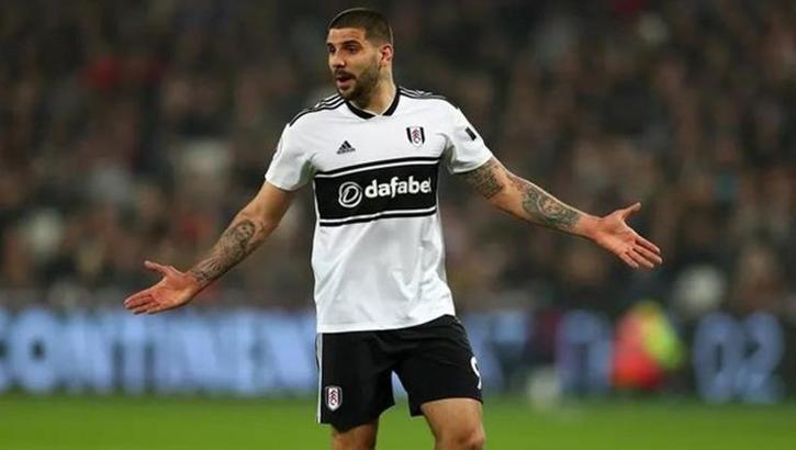 Mitrovic Fenerbahçe'ye yakın!