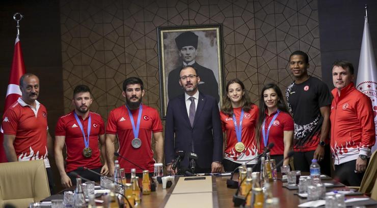 Bakan Kasapoğlu: Amacımız Türkiye'nin bir spor ülkesi olması