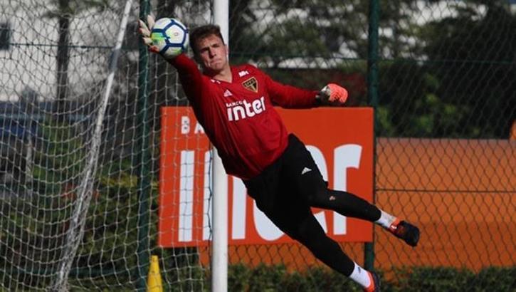 Taffarel'in Galatasaray'a son armağını: Lucas Perri!