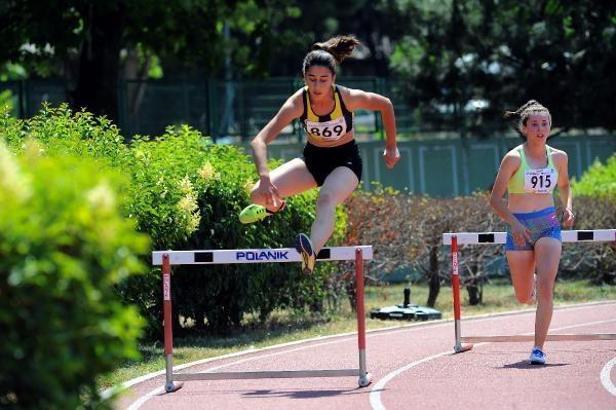 U20 ve U23 Atletizm Şampiyonası Bursa'da başladı