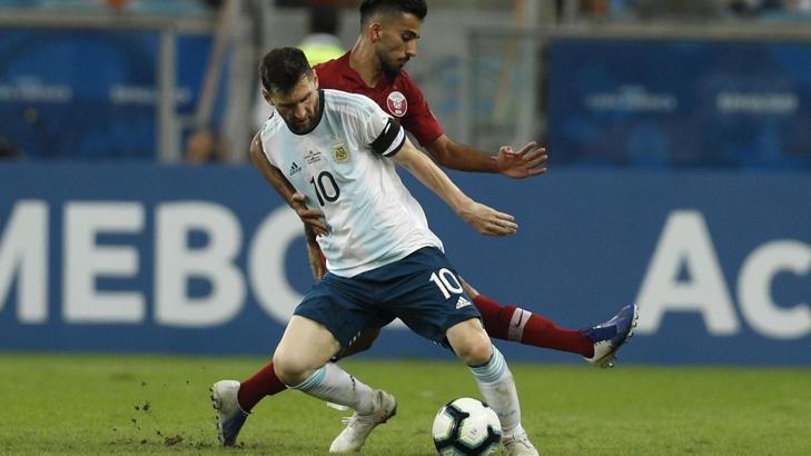 Copa America B Grubu'nda Kolombiya ve Arjantin çeyrek finale yükseldi