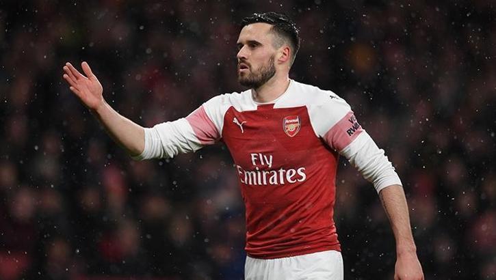 Beşiktaş'a Arsenal'dan bedava sağ bek: Carl Jenkinson!