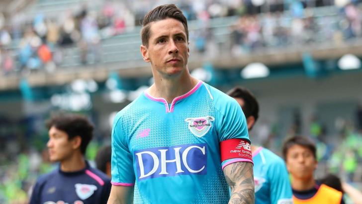 Fernando Torres, yeşil sahalara veda etti