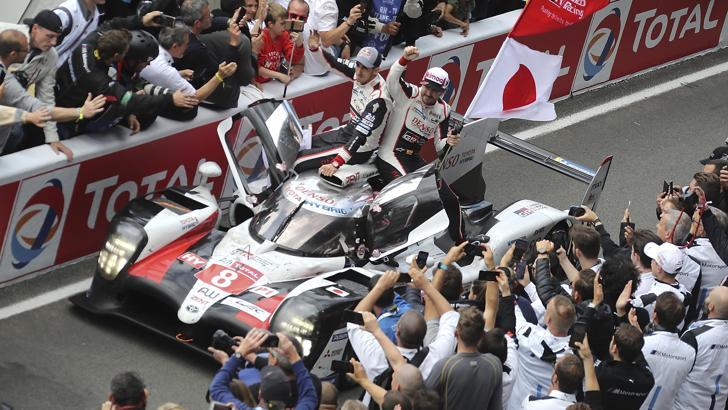 Le Mans 24 Saat Yarışı'nın galibi Toyota Gazoo