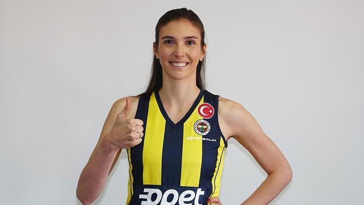 Fenerbahçe Opet 4 transferi birden açıkladı
