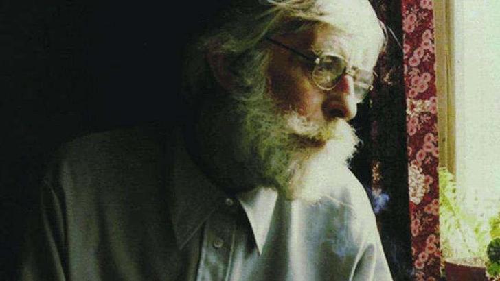 İlhan Koman kimdir?