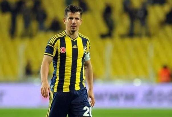 Emre Belözoğlu sağlık kontrolünden geçecek