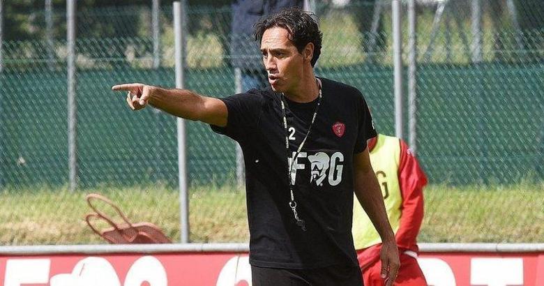 Frosinone, teknik direktörlüğe Nesta'yı getirdi