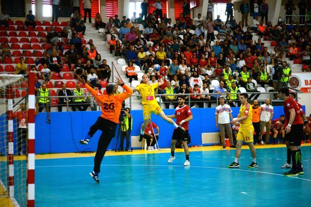 Hentbol Milli Takımı, Makedonya'ya 26-25 yenildi