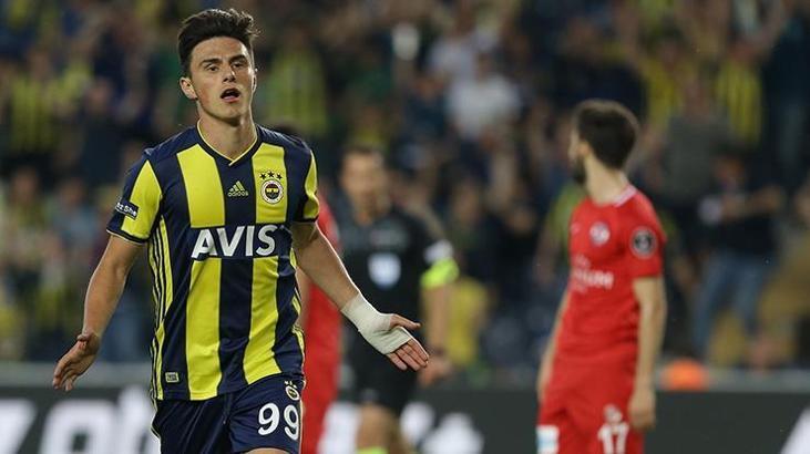 Napoli Eljif Elmas için fiyat yükseltti